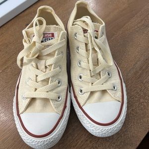 Gently used converse